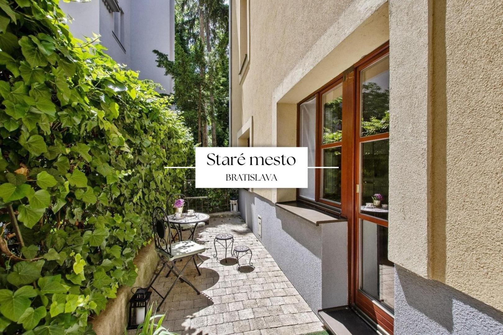 Stylish Historical Apartment + Backyard Pressburg Exterior foto