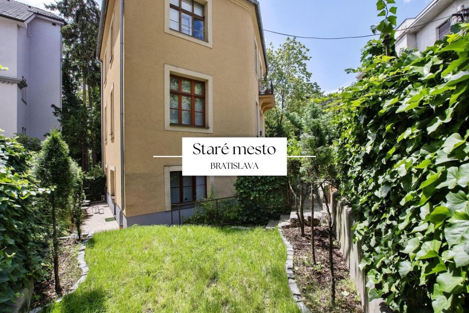Stylish Historical Apartment + Backyard Pressburg Exterior foto